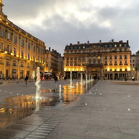 Gite Du Vieux ลียง ภายนอก รูปภาพ