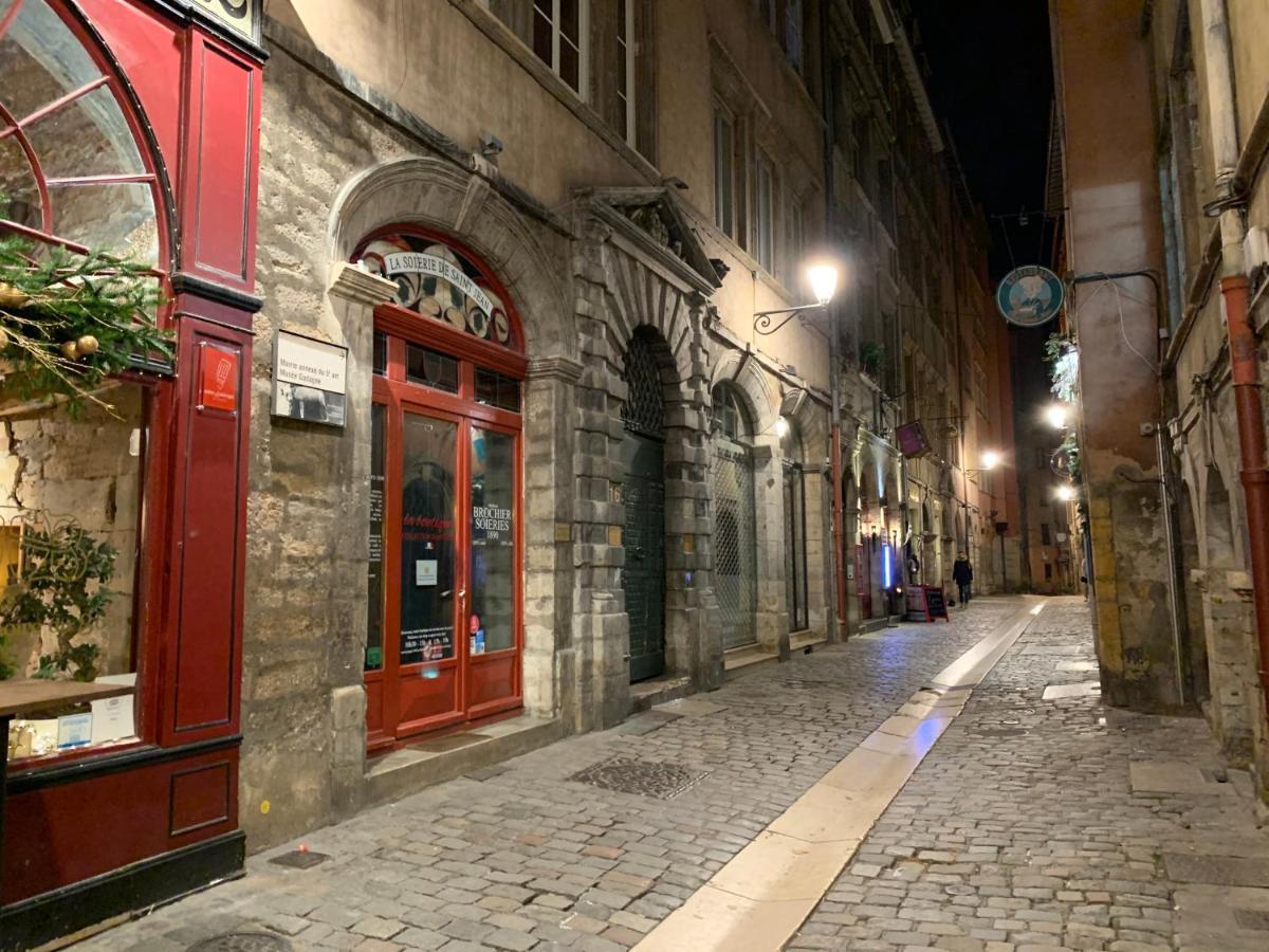 Gite Du Vieux ลียง ภายนอก รูปภาพ