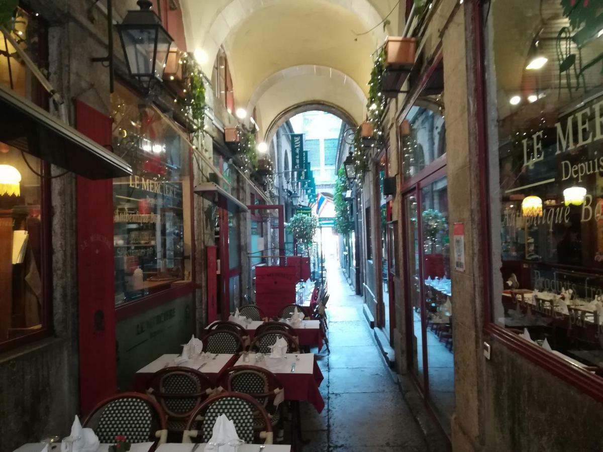 Gite Du Vieux ลียง ภายนอก รูปภาพ