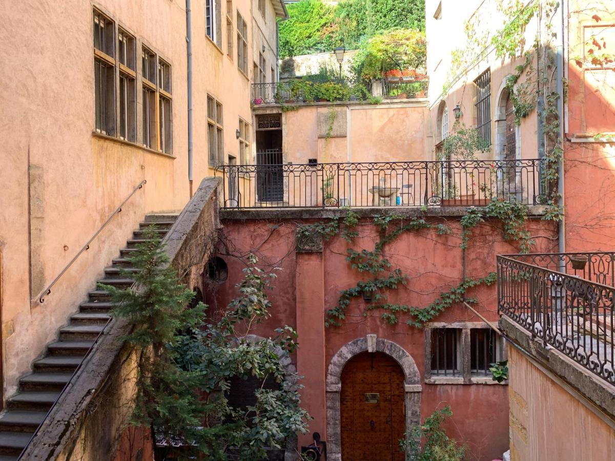 Gite Du Vieux ลียง ภายนอก รูปภาพ